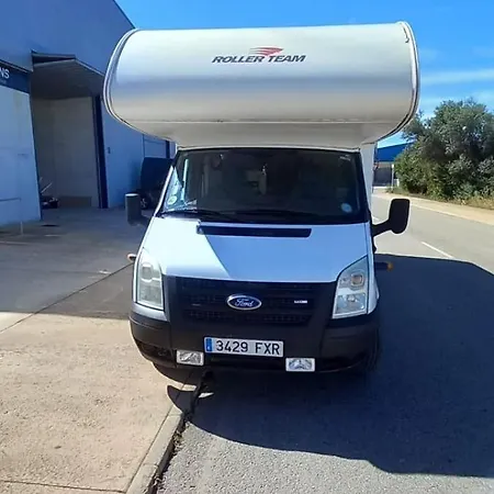 Campsite Autocaravana Familiar